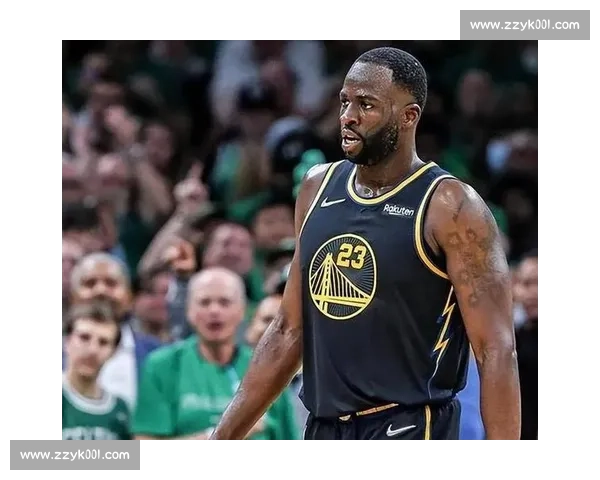 追梦格林又一次送出妙传！勇士体系核心，这助攻让人生畏！